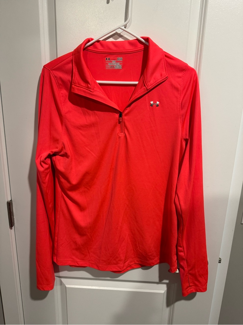 Under Armour Women's Coral/Pink Quarter-Zip Pullover Large